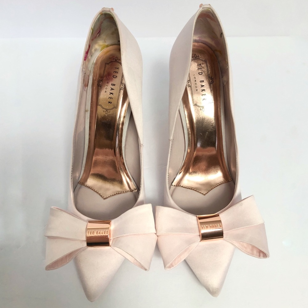 Ted Baker Ichlibi Pale Pink Bow Pumps Size 39